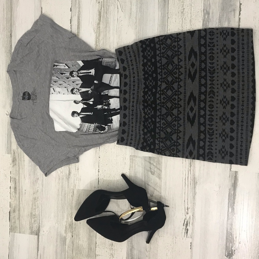 Black and Gray Garage skirt